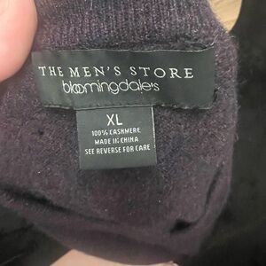 The Men's Store Purple V-Neck Sweater